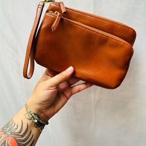 Universal Thread Tan Leather Wristlet